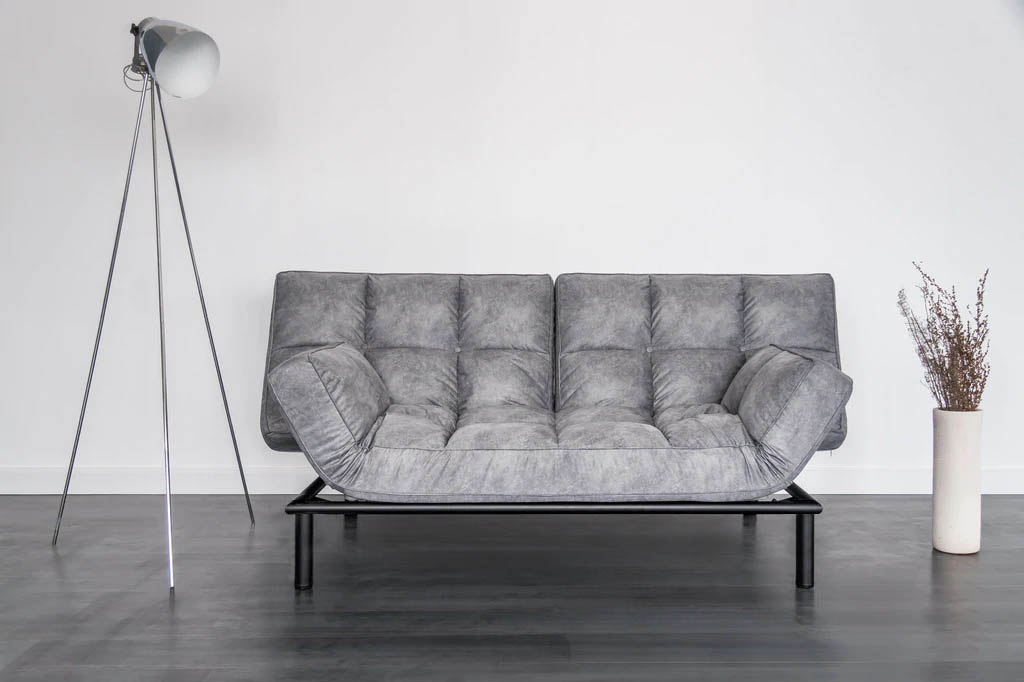 Кио200-pillars черный муар (5).jpg